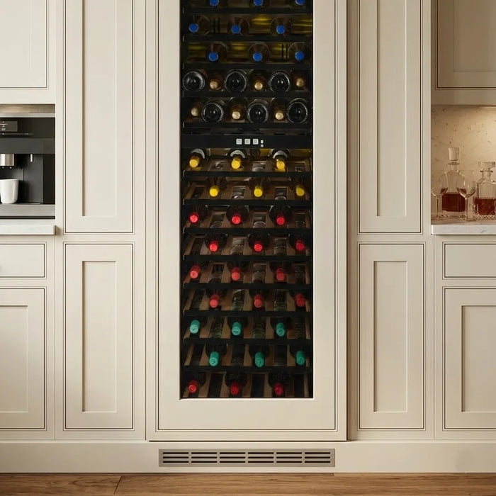 Cella KitchenLine W96PANEL-TO inbouw wijnkoelkast, in een keuken