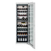 Gaggenau 200 serie RW282263 inbouw wijnkoelkast, vooraanzicht met open deur en flessen