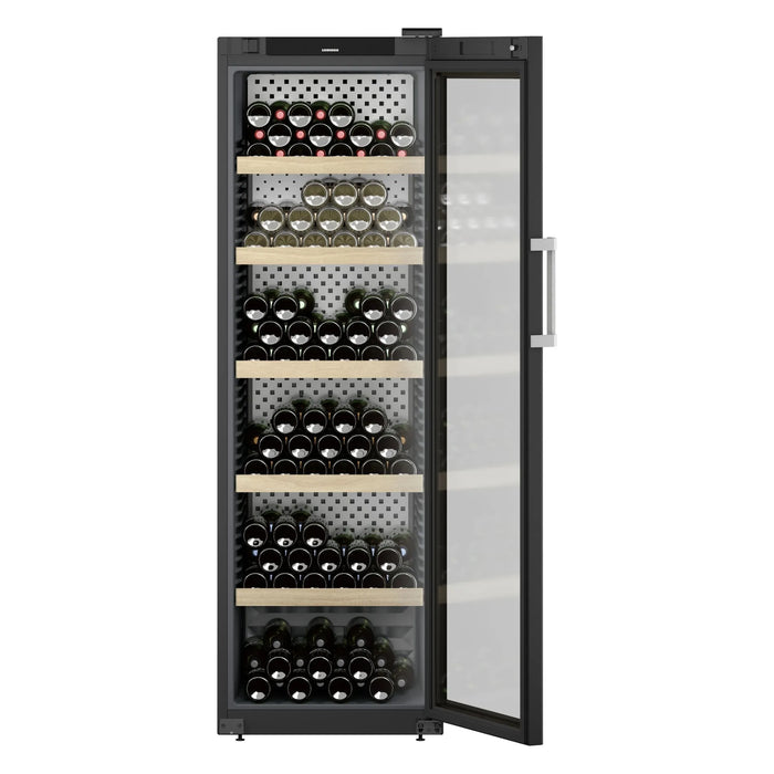 Liebherr GrandCru Selection WPbli 5231 vrijstaande wijnkoelkast, vooraanzicht met open deur en flessen