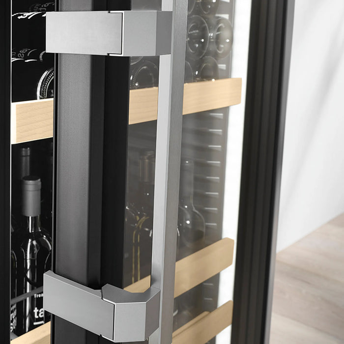 Liebherr Perfection WFbli 5241 vrijstaande wijnkoelkast, detail SelfClosing Door incl. EasyFill-laadhulp