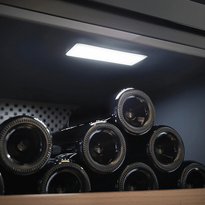 Liebherr Vinidor EWTdf 3553 inbouw wijnkoelkast, detail LED-plafondverlichting
