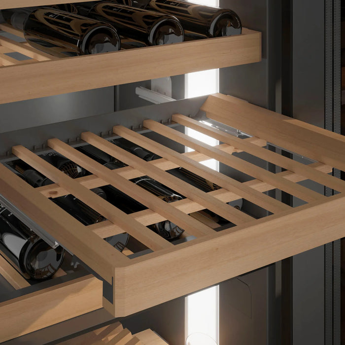 Liebherr Vinidor Selection WPgbi 7472 vrijstaande wijnkoelkast, detail houten schap in hoogte verstelbaar
