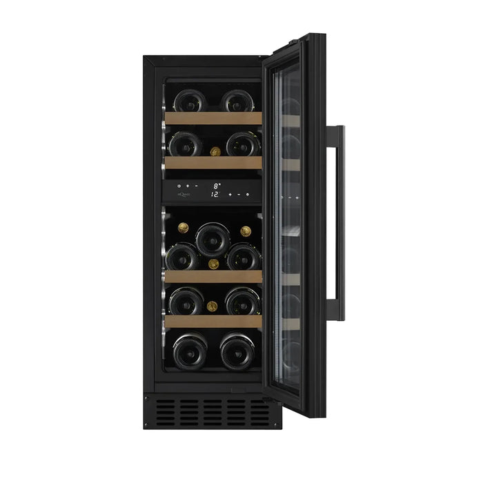 mQuvée WineCave 700 30D WCD30AB-700 met geopende deur en flessen