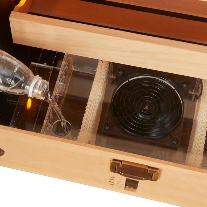 Swisscave CLB-360 vrijstaande humidor, waterreservoir van de bevochtiging