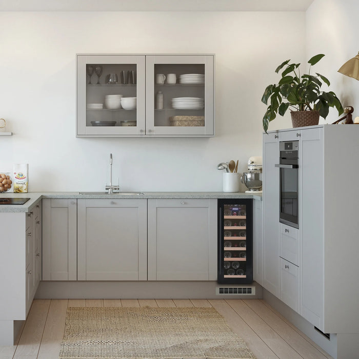 Temptech Prestige PRESX30SB onderbouw wijnkoelkast, in een keuken